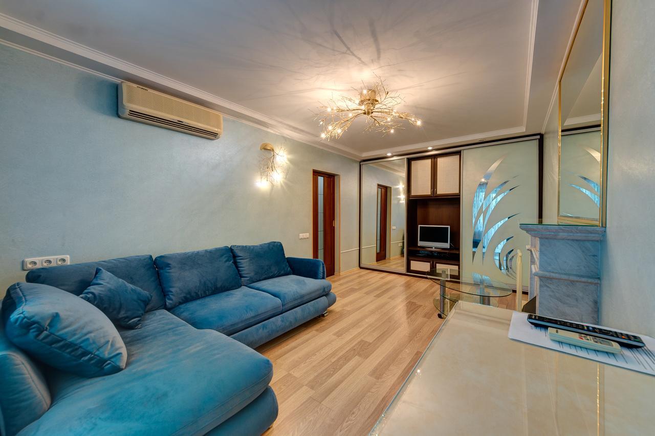 Apartamenty Na Dragomirova 10A Kiev Extérieur photo